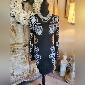 New Black and White Sweater Dress Size Large.